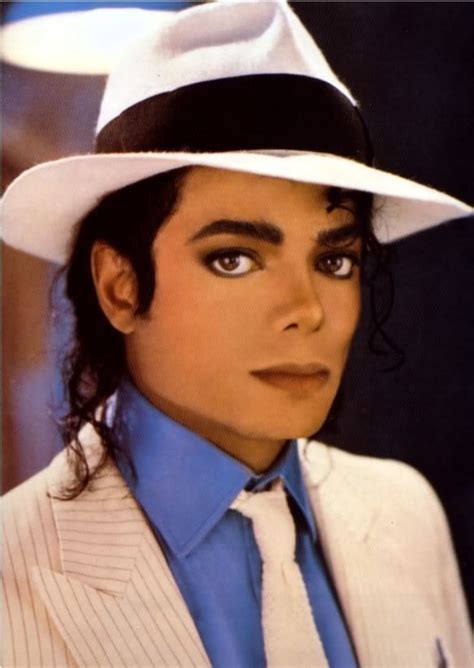 American singer and songwriter michael jackson recorded songs for ten studio albums, two posthumous studio albums, seventy two compilation albums, three soundtrack albums. MJ-Smooth Criminal - Michael Jackson Songs Photo (19983404 ...