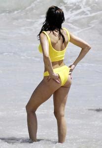 Retro Bikini Stephanie Seymour Show Off Yellow Bikini In St Barts