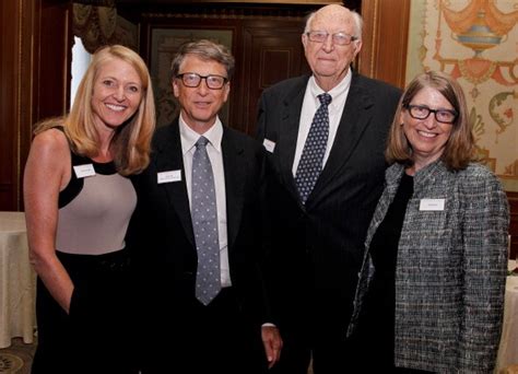Who are bill gates' kids? Bill Gates` family: parents, wife, siblings and children