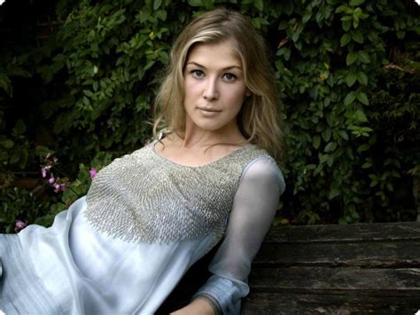 The Many Faces Of Rosamund Pike My Filmviews