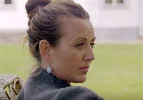 En annan bild på sanna lundells instagram avslöjar att hon nu umgås med mikael persbrandt allt. Sanna Lundell akut till sjukhus efter att ha brutit ...