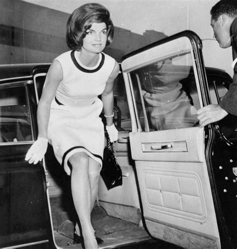 The Jackie Kennedy Look Book With Images Jacqueline Kennedy Style Jackie Kennedy Style