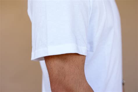 The 5 Best Mens White T Shirts Of 2023 Reviews By Wirecutter