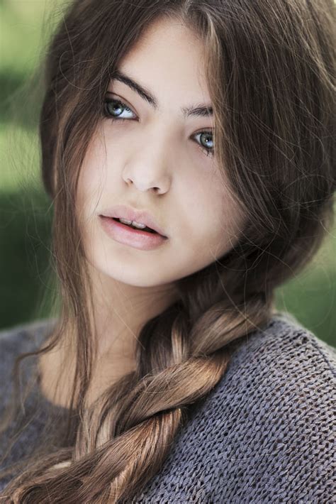 Short hair highlights on cropped hair are like creamy frosting on a cake. Jovana Rikalo — photography - ShockBlast