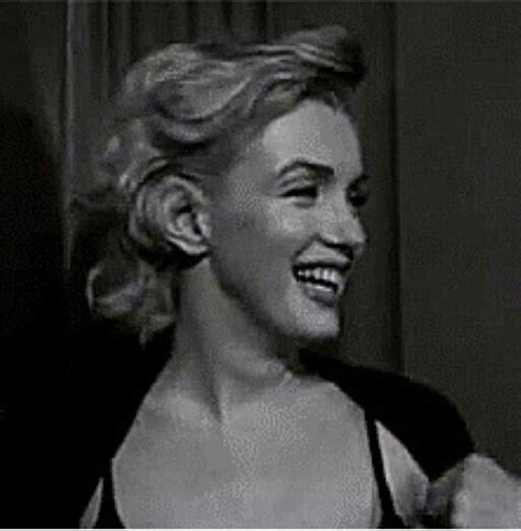 Marilyn During A Press Interview Outside Her Sutton Place Apartment Nyc About Her Engagement