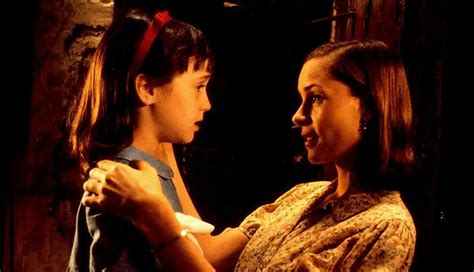 Mara Wilson Explains Why Lesbians Love Matilda Pinknews