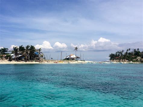 フィリピン・ビサヤ・マラパスクア島 「ソーダ色の海で」（画像編） コイワカメラの「世界の路地裏で（または女たち）」