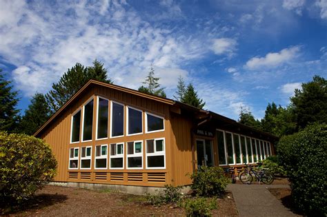 Visit us at Cannon Beach RV Resort - Escape Lodging