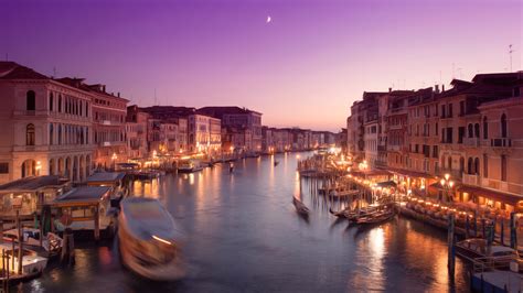 Download Wallpaper Romantic Sunset In Venice 3840x2160