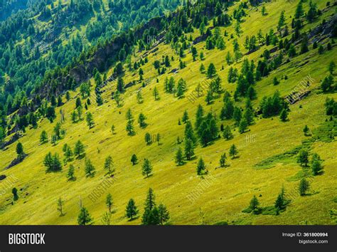Green Mountain Scenery Image And Photo Free Trial Bigstock