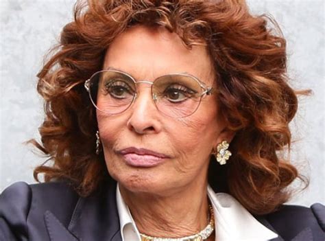 No Selfies For Sophia Loren National Enquirer