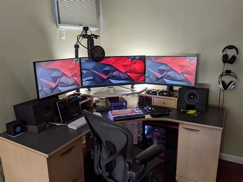 Gaming Station Turned Work From Home Bedroom Setup Computer Setup Home