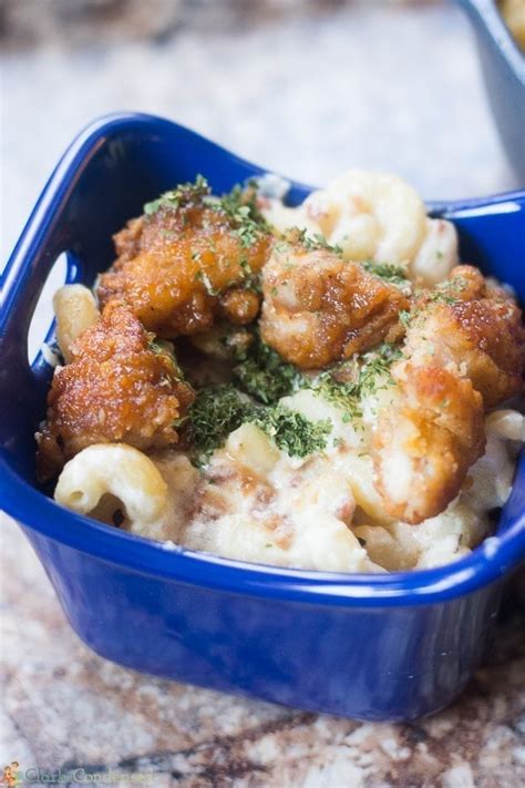 Scrape into a medium bowl and stir in 1/4 cup of the parmesan cheese and parsley. Apleebee's 4 Cheese Mac and Cheese with Honey Pepper ...