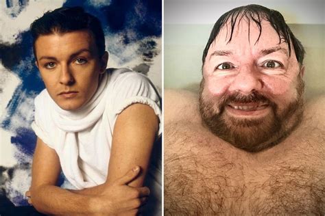 Ricky Gervais Pokes Fun At Himself With Hilarious Bath Photo And