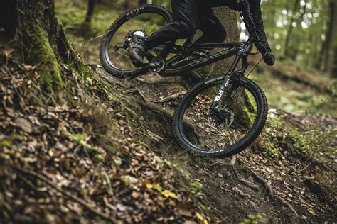 The Canyon Spectral Goes 29er For 2021 With 150mm Of Rear Travel And
