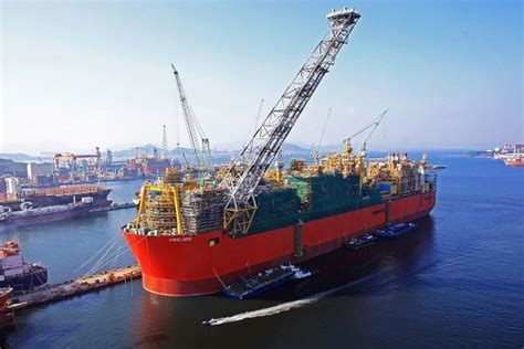 Shell Ships First Lng From Worlds Largest Offshore Facility Prelude
