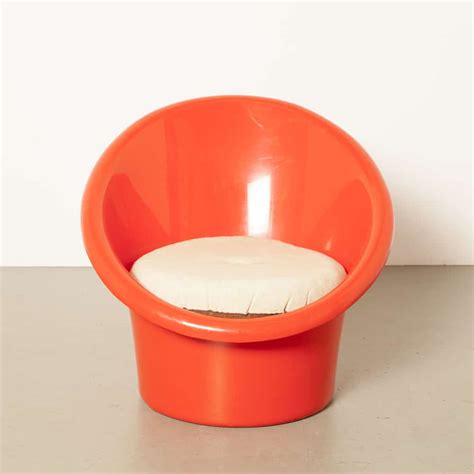 red orange skopa lounge chair ⋆ neef louis design amsterdam