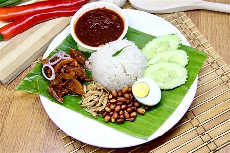 See more of nasi lemak sambal sotong istimewa on facebook. Nasi Lemak Sotong Sambal