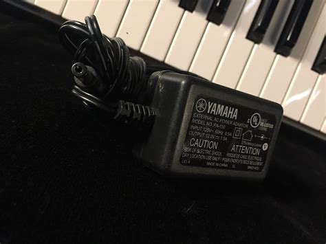 Yamaha MO6 61-Key Music Production Synthesizer Workstation | Reverb