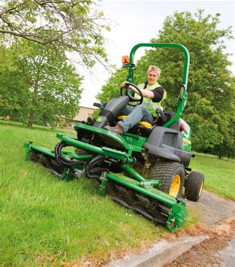 New Commercial Reel Mower From John Deere Pitchcare
