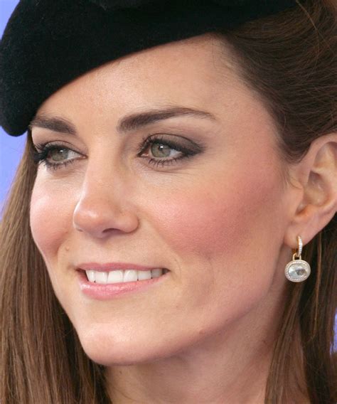 Kate Middleton S Signature Hair And Makeup Looks
