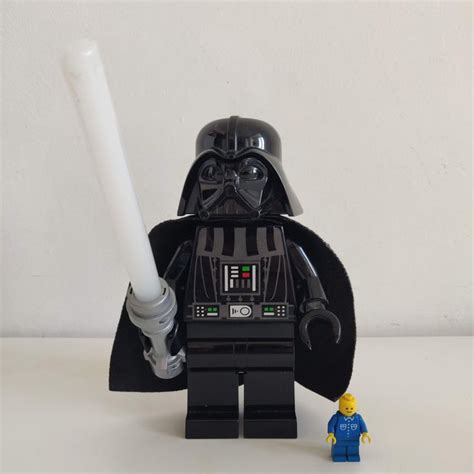 Lego minifigures are the ultimate fun and educational toy. LEGO - Star Wars - Darth Vader - Big Minifigure - Catawiki
