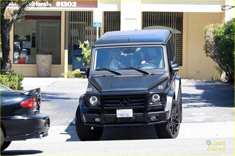 Full Sized Photo Of Kylie Jenner Gets Her Drivers License 01 Kylie Jenner Gets Her Drivers
