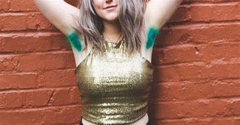 Women Around The World Are Dyeing Their Armpit Hair The Reason This Is Fascinating