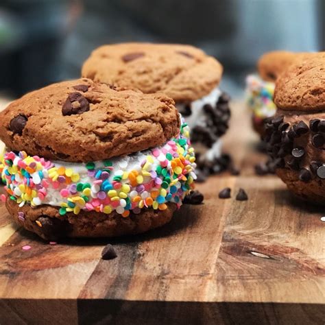 These Vegan Ice Cream Sandwiches Are The Perfect Summer Hack Chooseveg