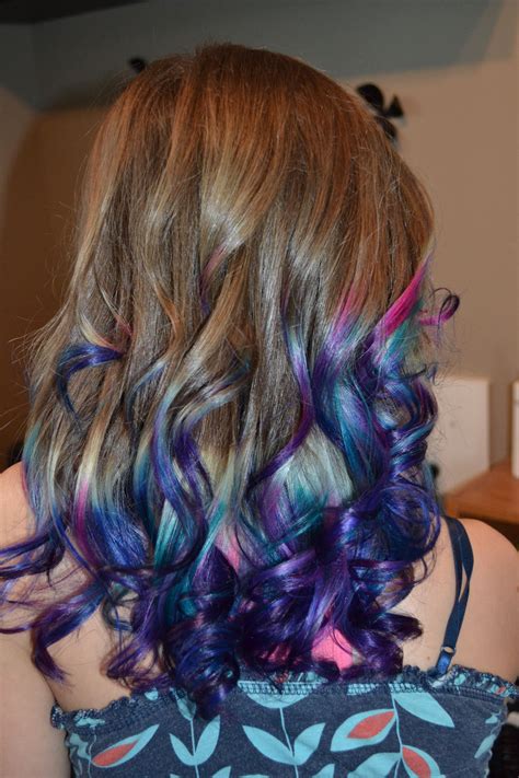 The world of style has never given up on this unique, edgy look. different angle of the multi-colored ends | Cool ...