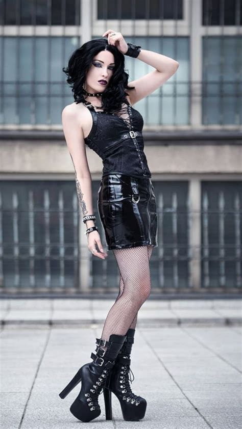 Pin By Klaus Schaaf On Gothic Gothic Fashion Women Grunge Fashion Outfits Gothic Metal Girl