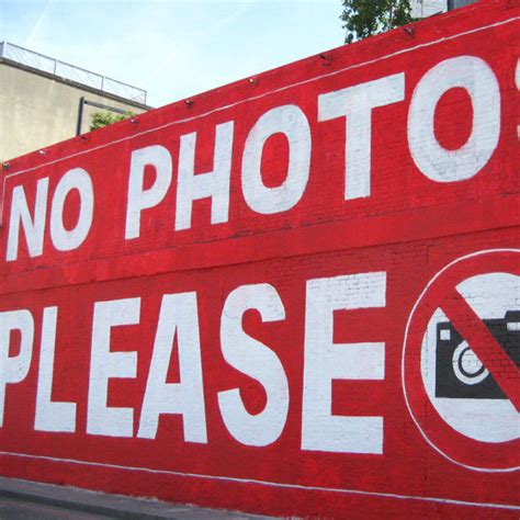Wraca zakaz fotografowania karą grzywna areszt i konfiskata sprzętu