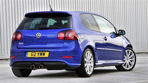 Retro Review The Mk5 Volkswagen Golf R32 Reviews 2024 Top Gear