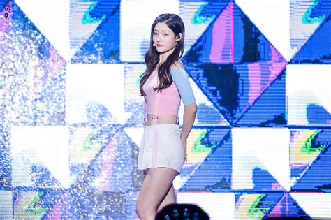 top 10 sexiest skirts ever worn by dia chaeyeon koreaboo