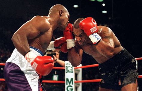 E Oficial Mike Tyson Revine în Ring La 53 De Ani „lupta Dintre Noi