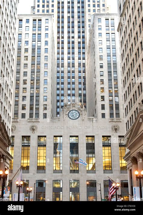Chicago Board Of Trade Building Hi Res Stock Photography And Images Alamy