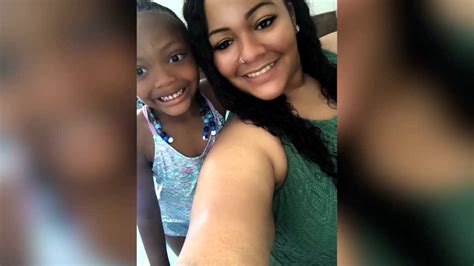 6 Year Old Girl Saves Mom Who Suffered Heat Stroke