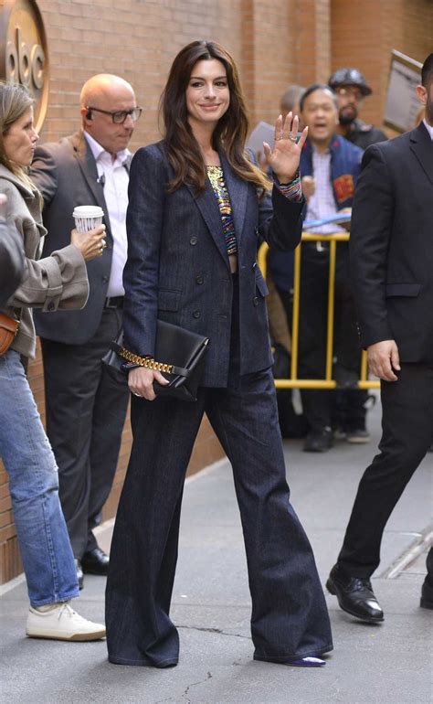 Anne Hathaway In A Denim Pantsuit Leaves The View In New York 1012