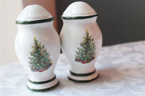 Christmas Tree Salt And Pepper Shakers