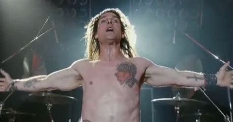 Untuk melihat detail lagu hlengiwe mhlaba klik tombol download mp3. What Songs Does Tom Cruise Sing in Rock of Ages?