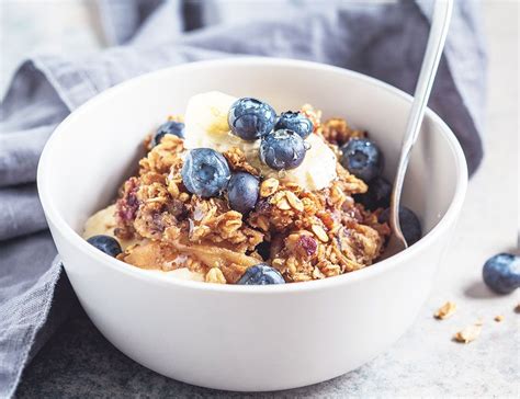 Low carb oatmeal may sound like an impossibility, but if you plan carefully, it can even help reduce your glucose spikes. Baked Blueberry Oatmeal | Recipe in 2021 | Low carb keto ...