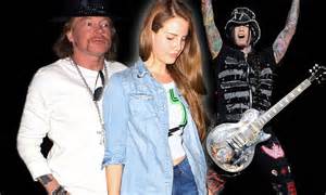 Lana Del Rey Axl Rose Dating Says Guns N Roses Guitarist Dj Ashba