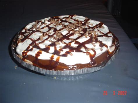 So today we celebrate with a chocolate hershey bar pie recipe. FOOD FUNDA: Hershey's Sundae Pie