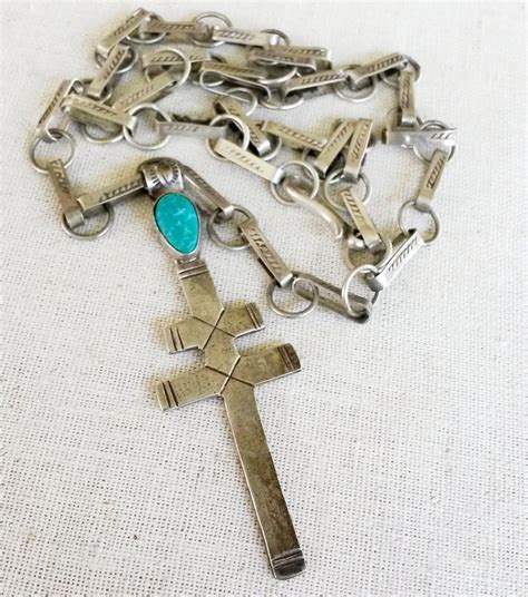 Vtg Leo Coriz Santo Domingo Silver Turquoise Isleta Cross Necklace 484