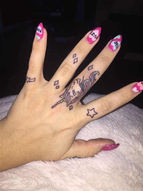 Finger Tattoos Cute Tattoos For Women Hand Tattoos For Girls Finger