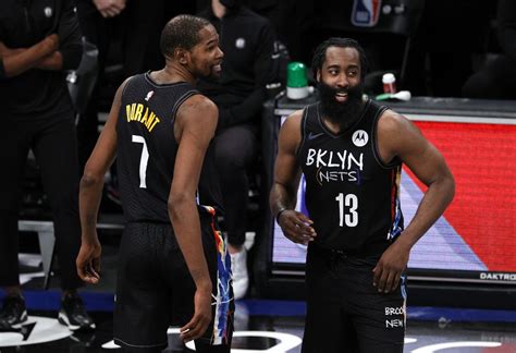 Nets Remain Nba Title Favorites Despite Kyrie Irving Uncertainty