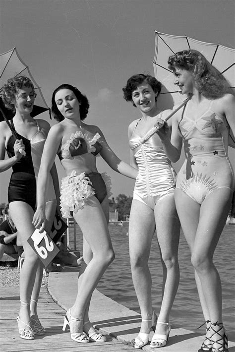 Bathing Beauties Of The 1940 S Vintage Swimsuits Vintage Swimwear