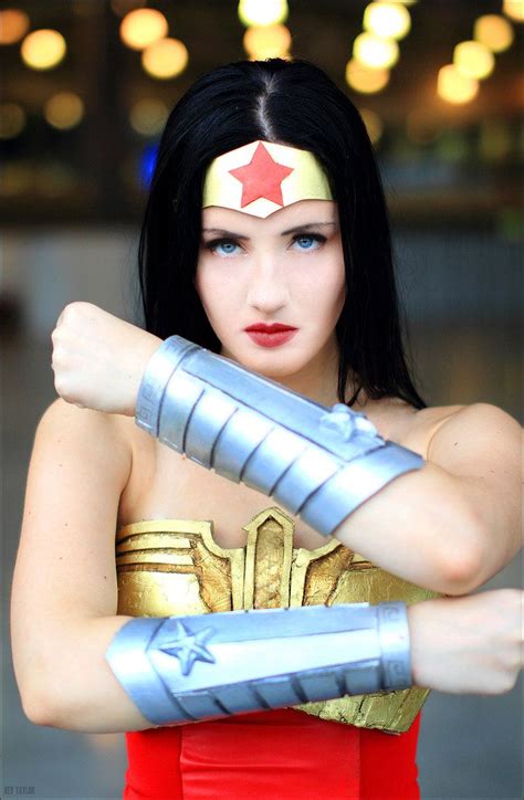 Wonder Woman Diana By Oniksiyasofinikum On Deviantart Dc Cosplay