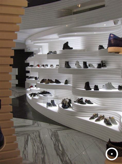 Eyeam Viewonretail Retail Space Design Retail Interior Shoe Store