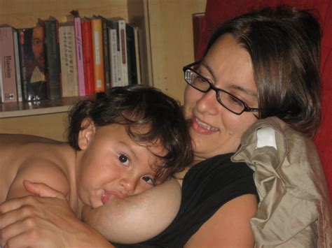 Naked Moms Breastfeeding In Public